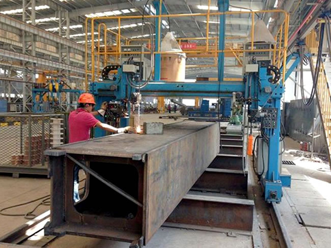 临湘网架厂房车间